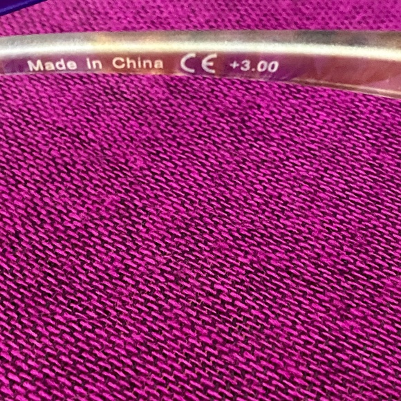 Reading Glasses2.25 and 3.0 magnification - Picture 7 of 9